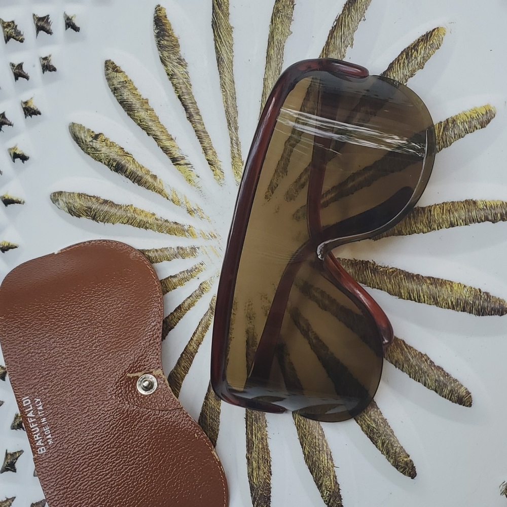 1970's Vintage Moto Shades
